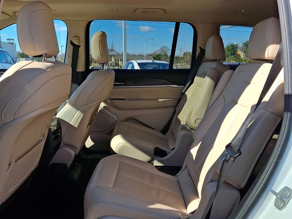 2022 Jeep Grand Cherokee L Limited 4WD