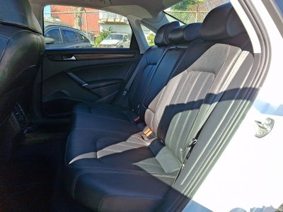 2020 Volkswagen Passat 2.0T SEL FWD