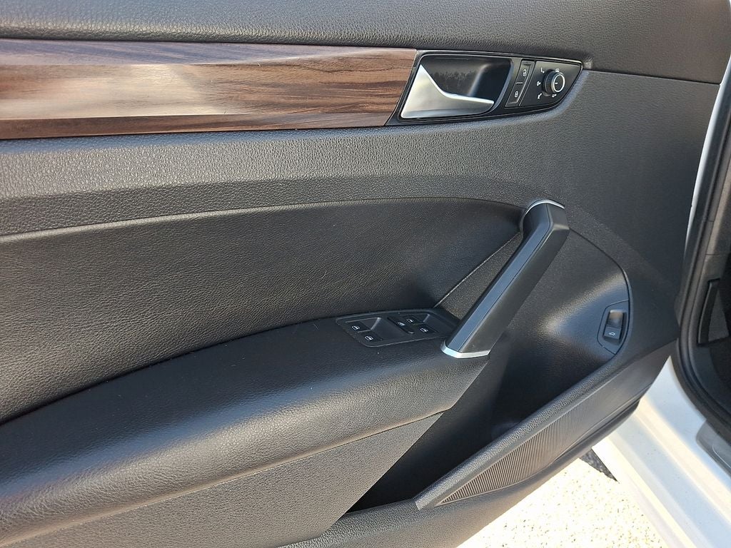 2020 Volkswagen Passat 2.0T SEL FWD