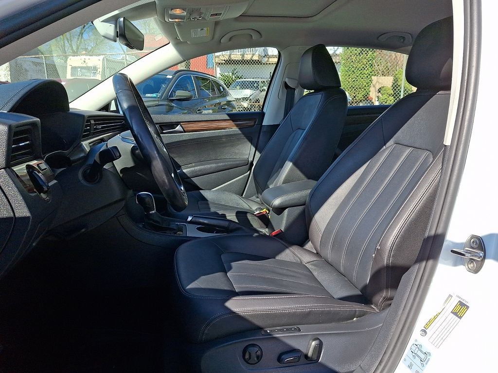 2020 Volkswagen Passat 2.0T SEL FWD
