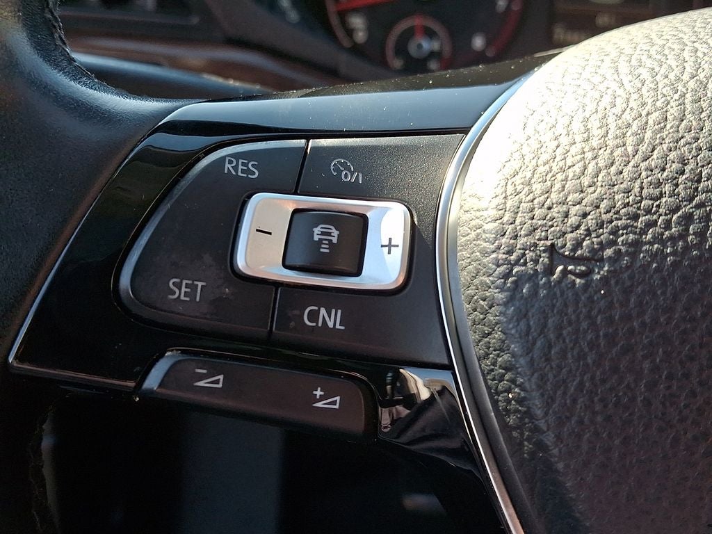 2020 Volkswagen Passat 2.0T SEL FWD