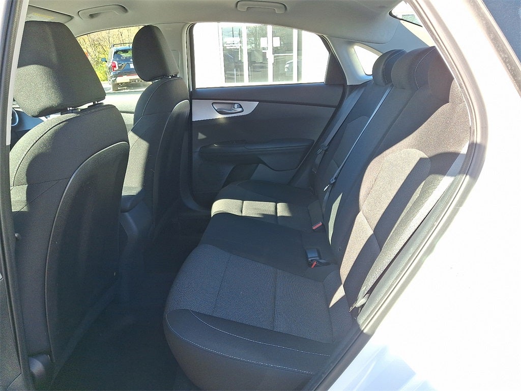 2023 Kia Forte LXS FWD