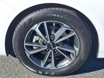 2023 Kia Forte LXS FWD