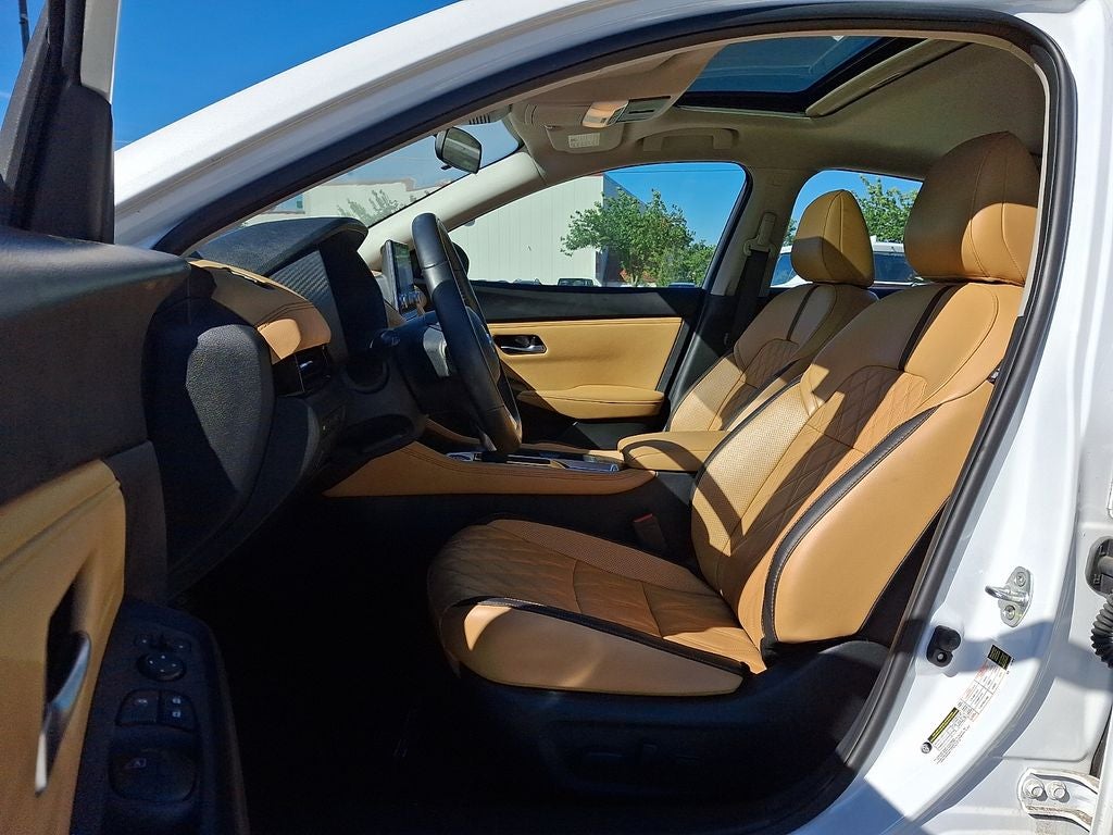 2023 Nissan Sentra SV FWD
