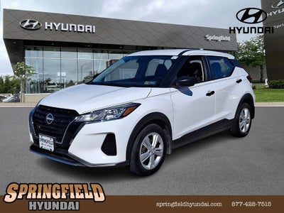 2023 Nissan Kicks S FWD
