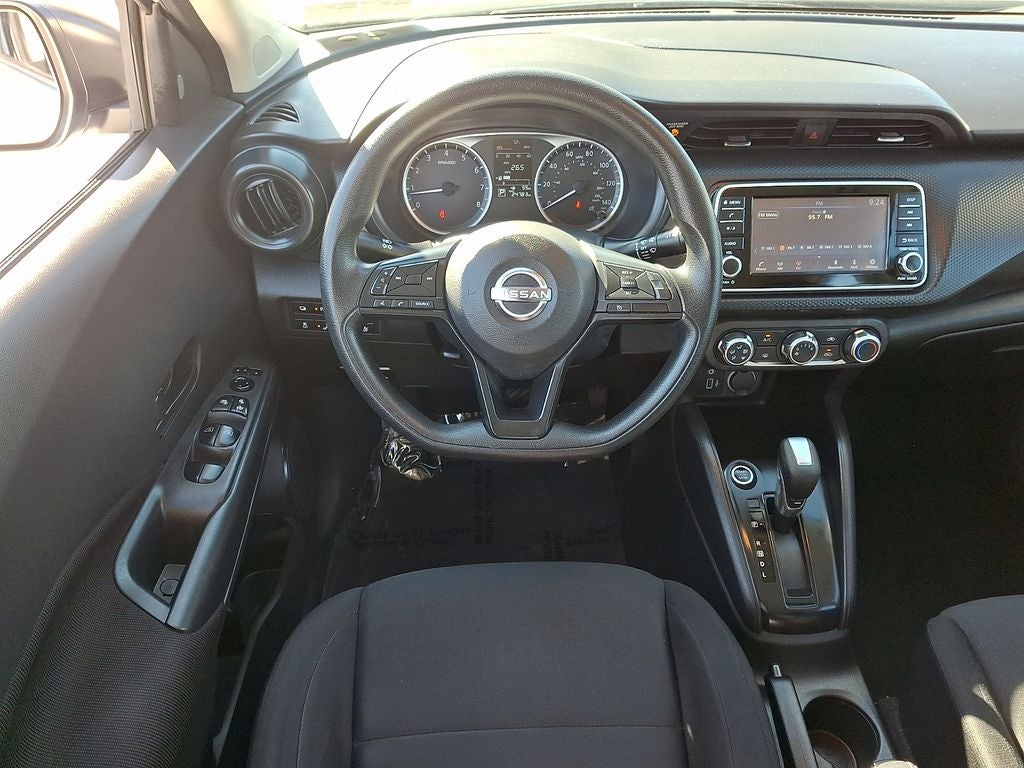 2023 Nissan Kicks S FWD