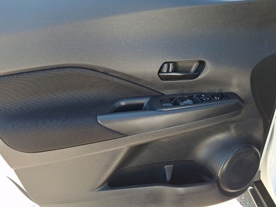 2023 Nissan Kicks S FWD