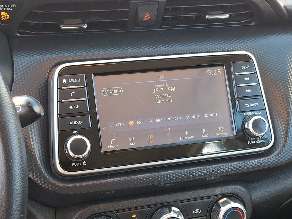 2023 Nissan Kicks S FWD