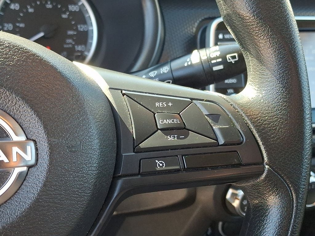 2023 Nissan Kicks S FWD