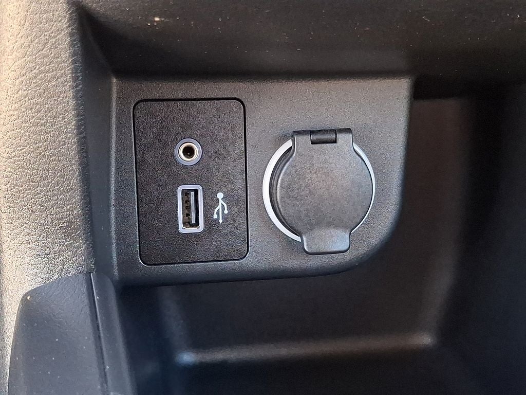 2023 Nissan Kicks S FWD