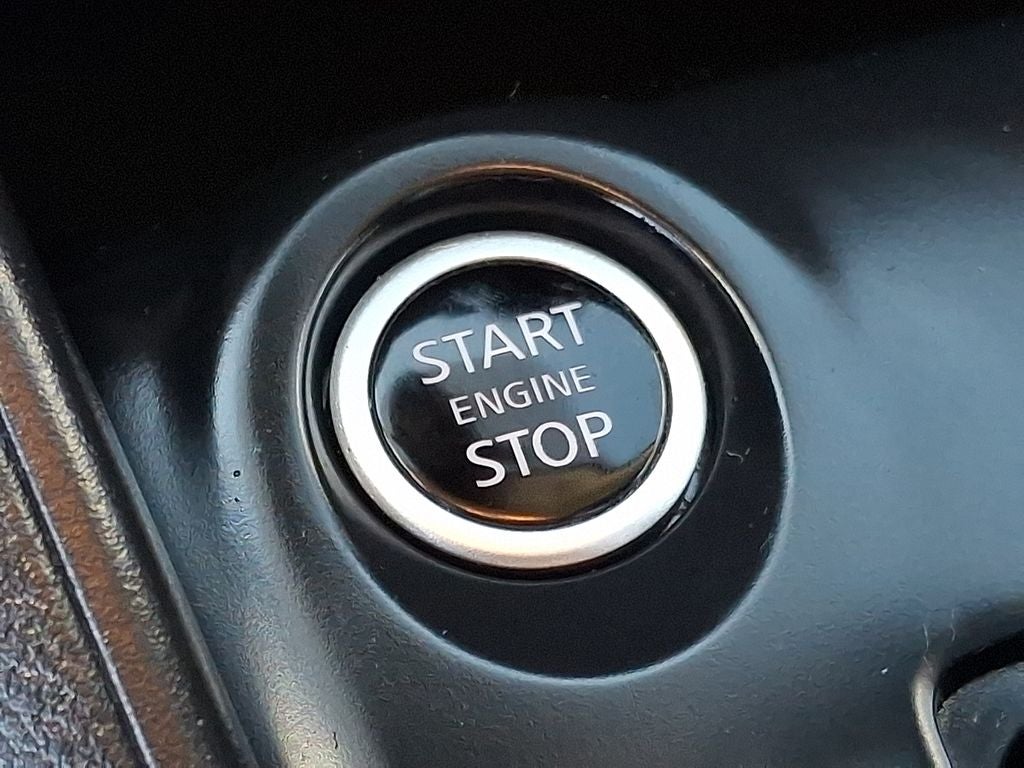 2023 Nissan Kicks S FWD