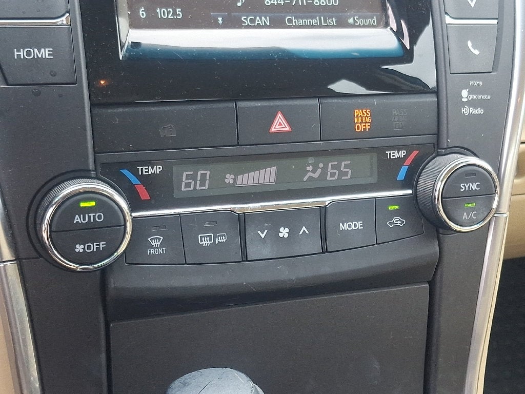 2015 Toyota Camry XLE FWD