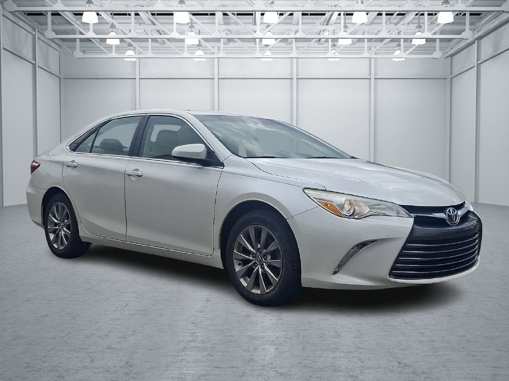 2015 Toyota Camry XLE FWD