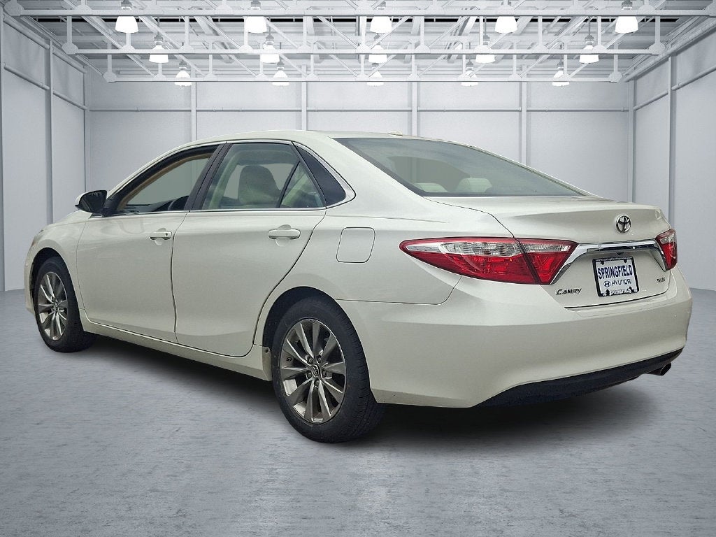 2015 Toyota Camry XLE FWD