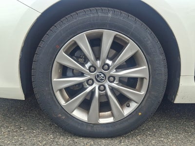 2015 Toyota Camry XLE FWD