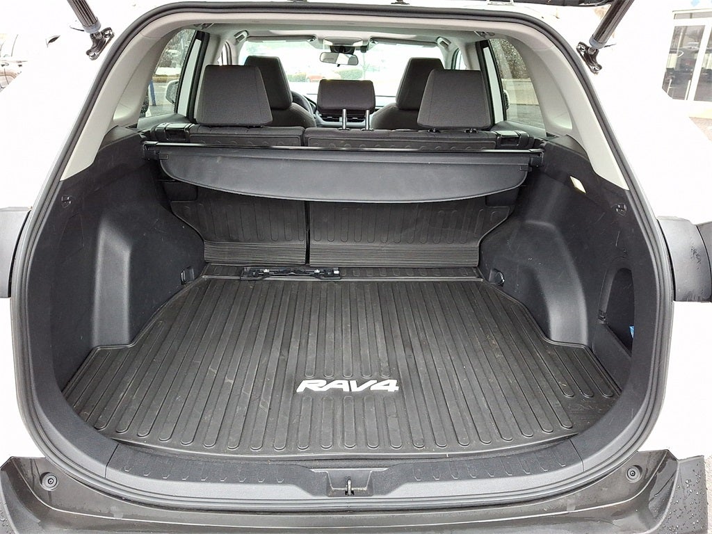 2022 Toyota RAV4 Hybrid XLE AWD