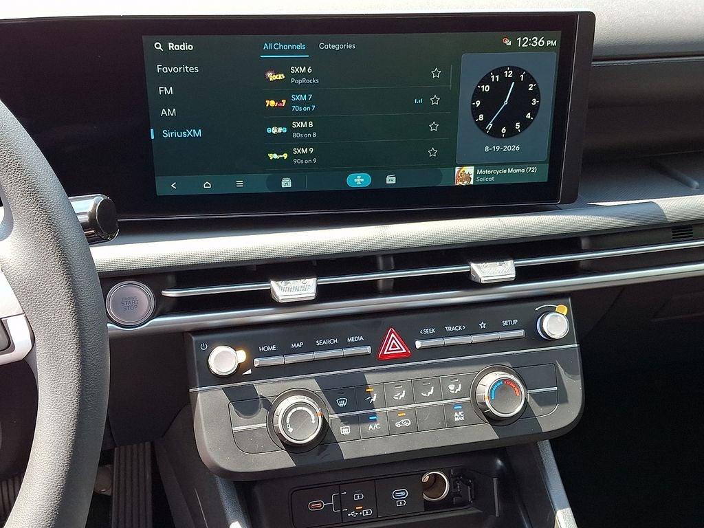 2026 Hyundai TUCSON SE