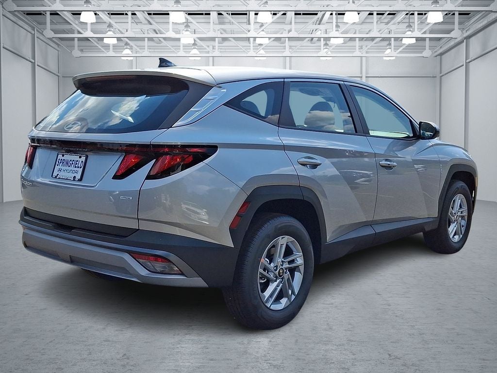 2026 Hyundai TUCSON SE