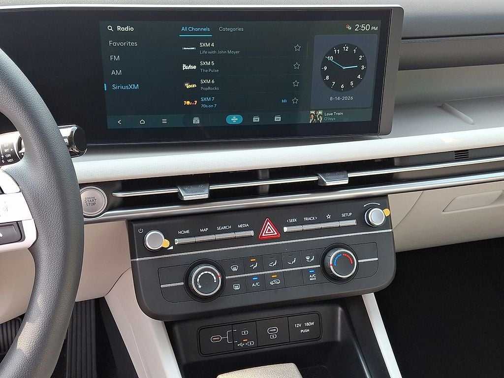 2026 Hyundai TUCSON SE