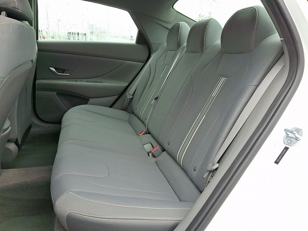 2023 Hyundai ELANTRA SEL FWD