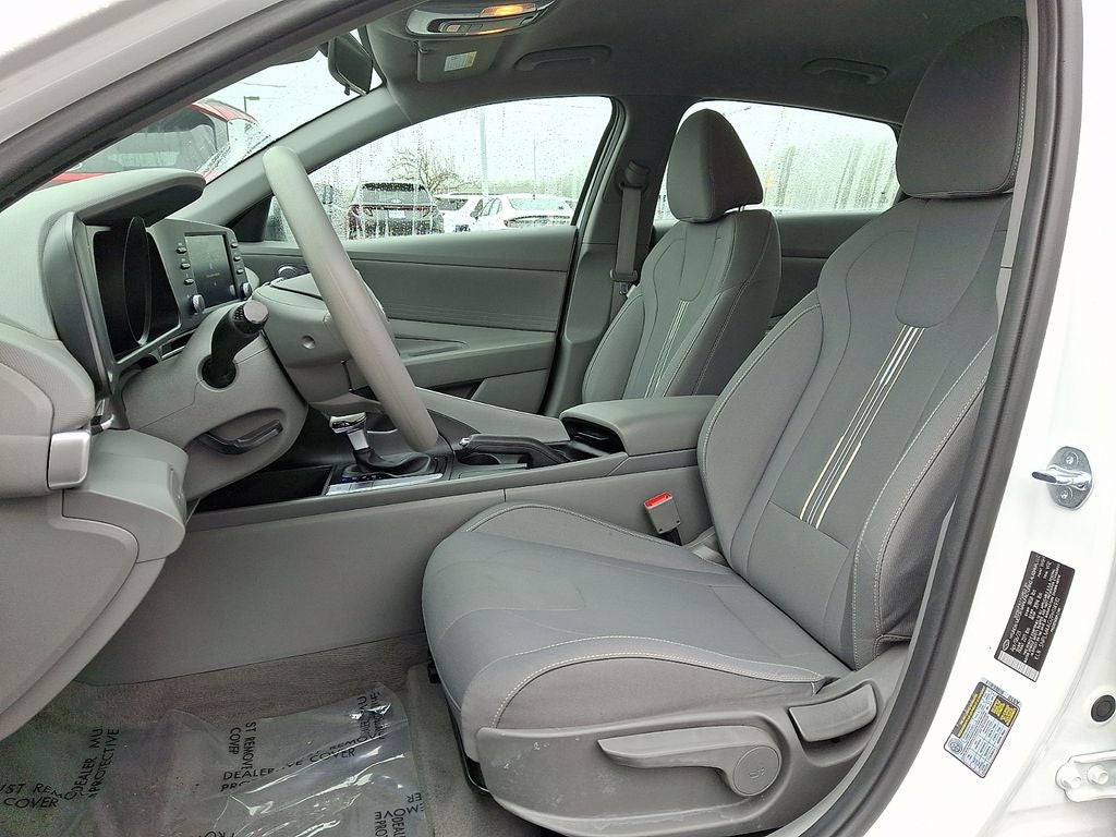 2023 Hyundai ELANTRA SEL FWD