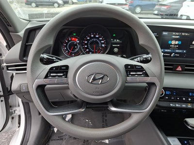 2023 Hyundai ELANTRA SEL FWD