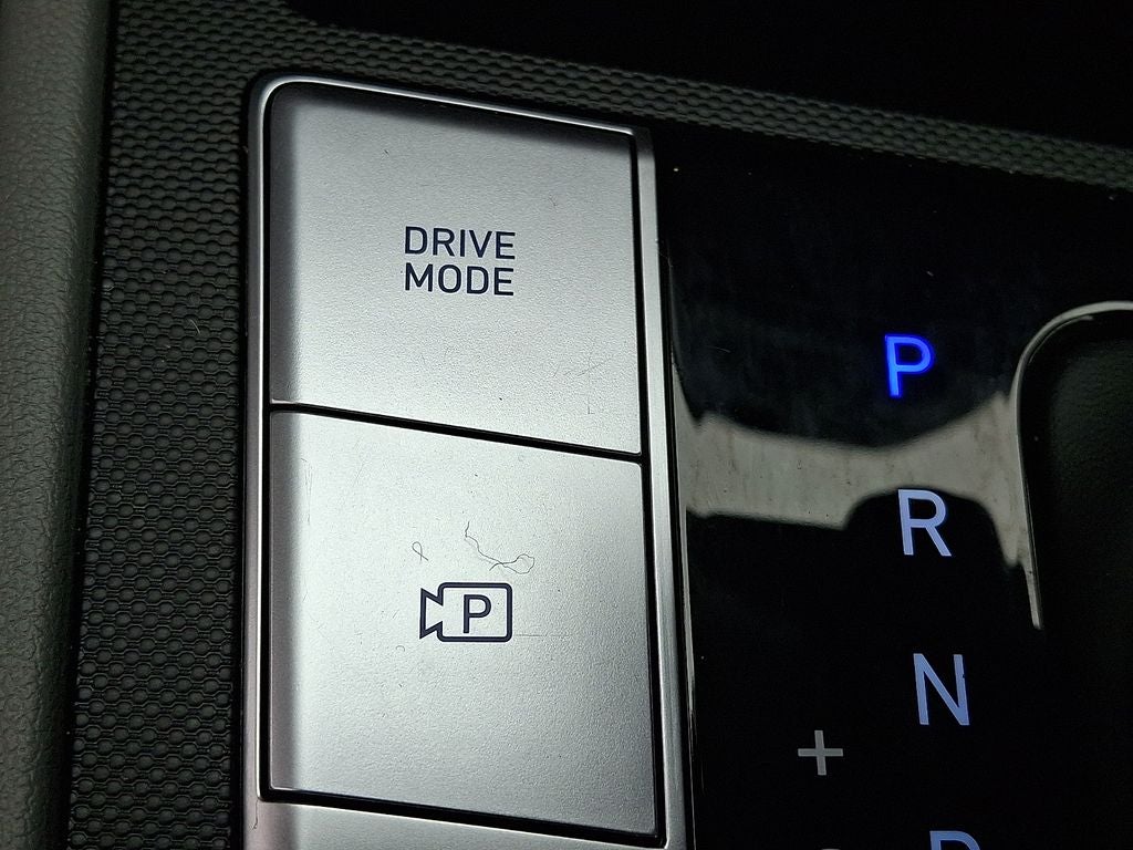 2023 Hyundai ELANTRA SEL FWD