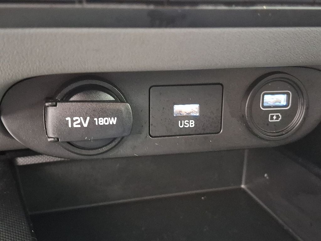 2023 Hyundai ELANTRA SEL FWD