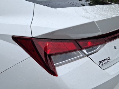 2023 Hyundai ELANTRA SEL FWD