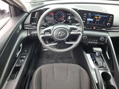 2023 Hyundai ELANTRA SEL FWD