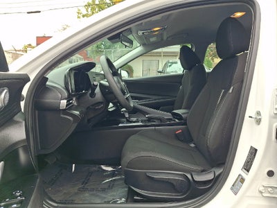 2023 Hyundai ELANTRA SEL FWD