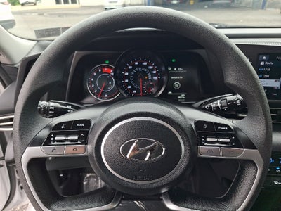 2023 Hyundai ELANTRA SEL FWD