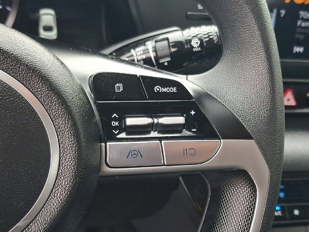 2023 Hyundai ELANTRA SEL FWD