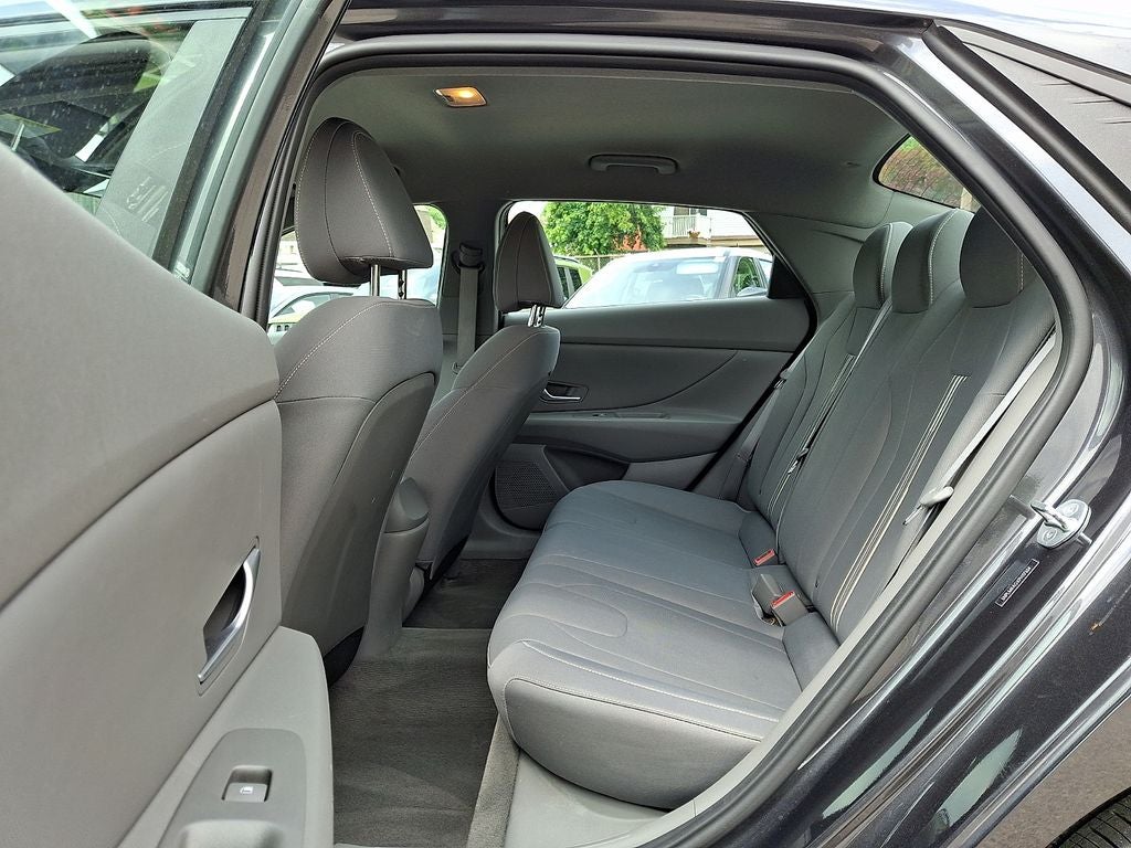 2023 Hyundai ELANTRA SEL FWD