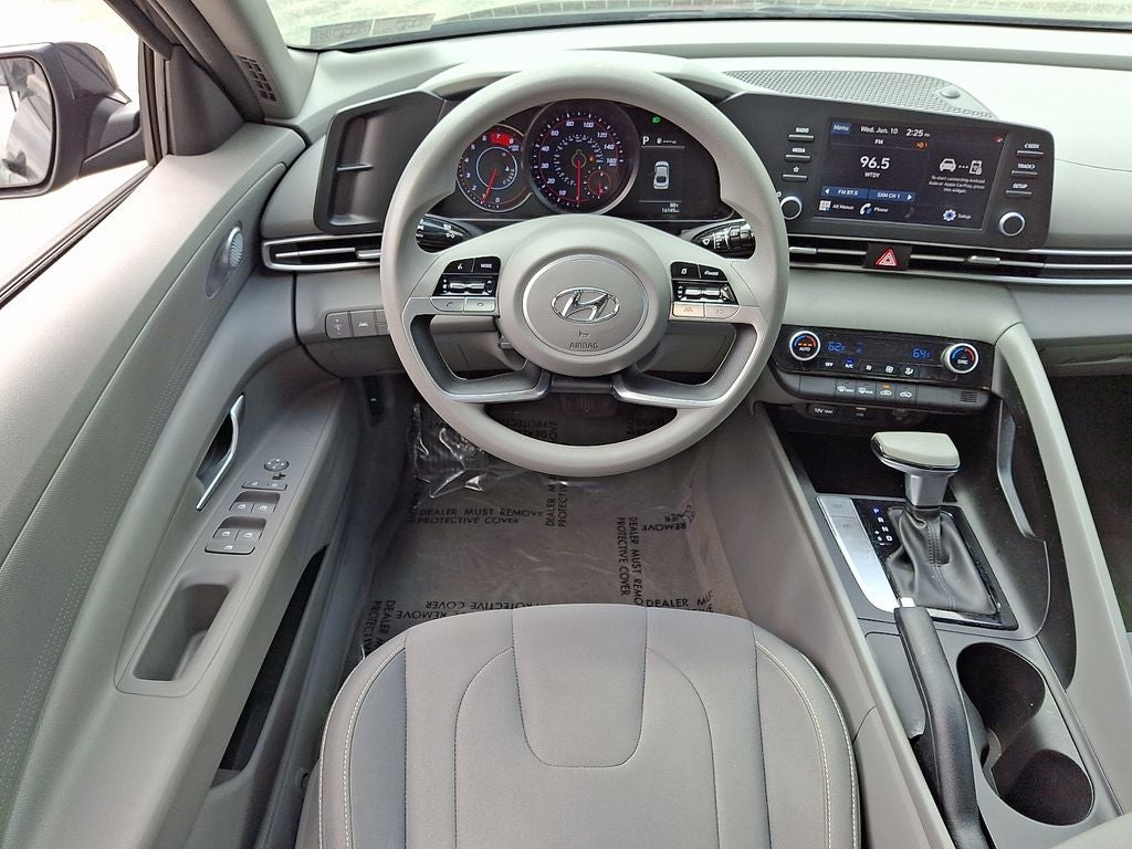2023 Hyundai ELANTRA SEL FWD