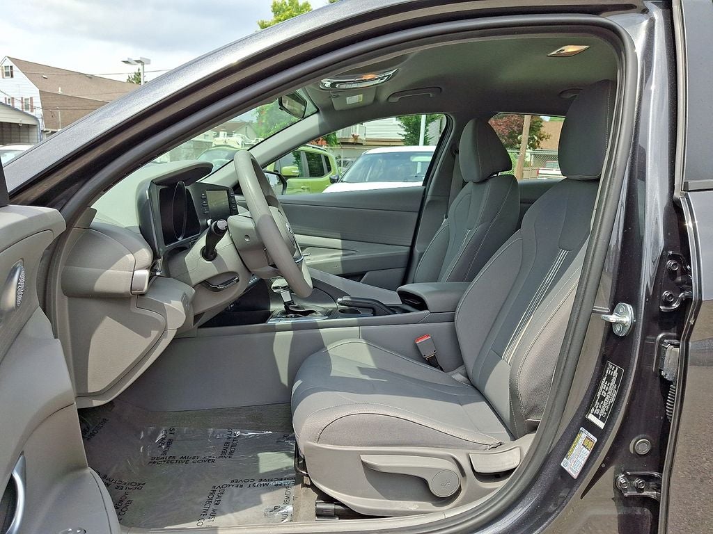 2023 Hyundai ELANTRA SEL FWD