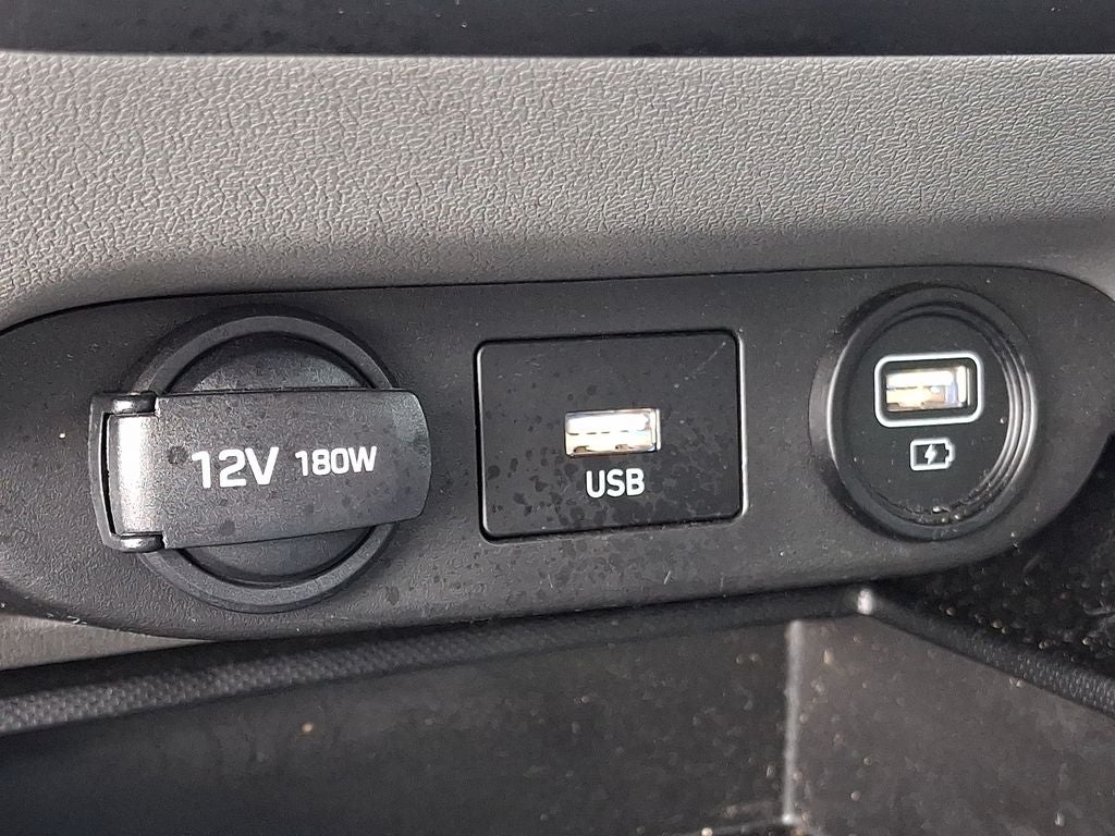 2023 Hyundai ELANTRA SEL FWD
