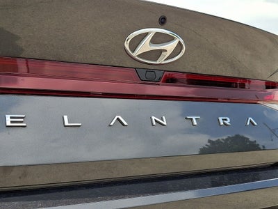 2023 Hyundai ELANTRA SEL FWD