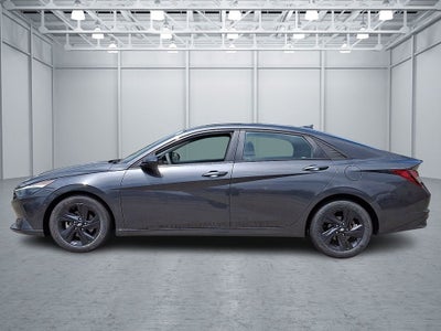 2023 Hyundai ELANTRA SEL FWD