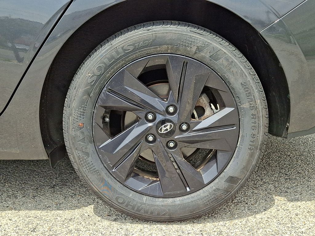 2023 Hyundai ELANTRA SEL FWD