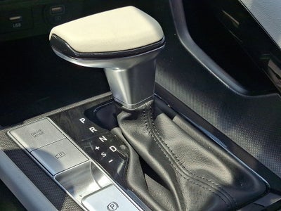 2022 Hyundai ELANTRA Limited FWD