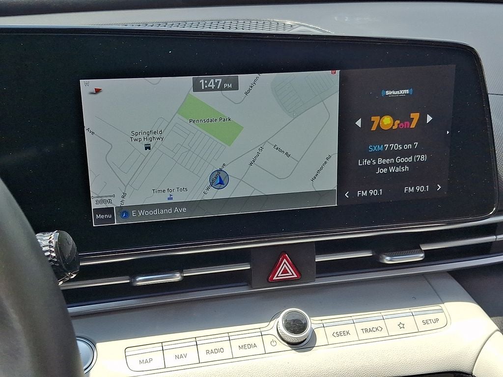 2022 Hyundai ELANTRA Limited FWD