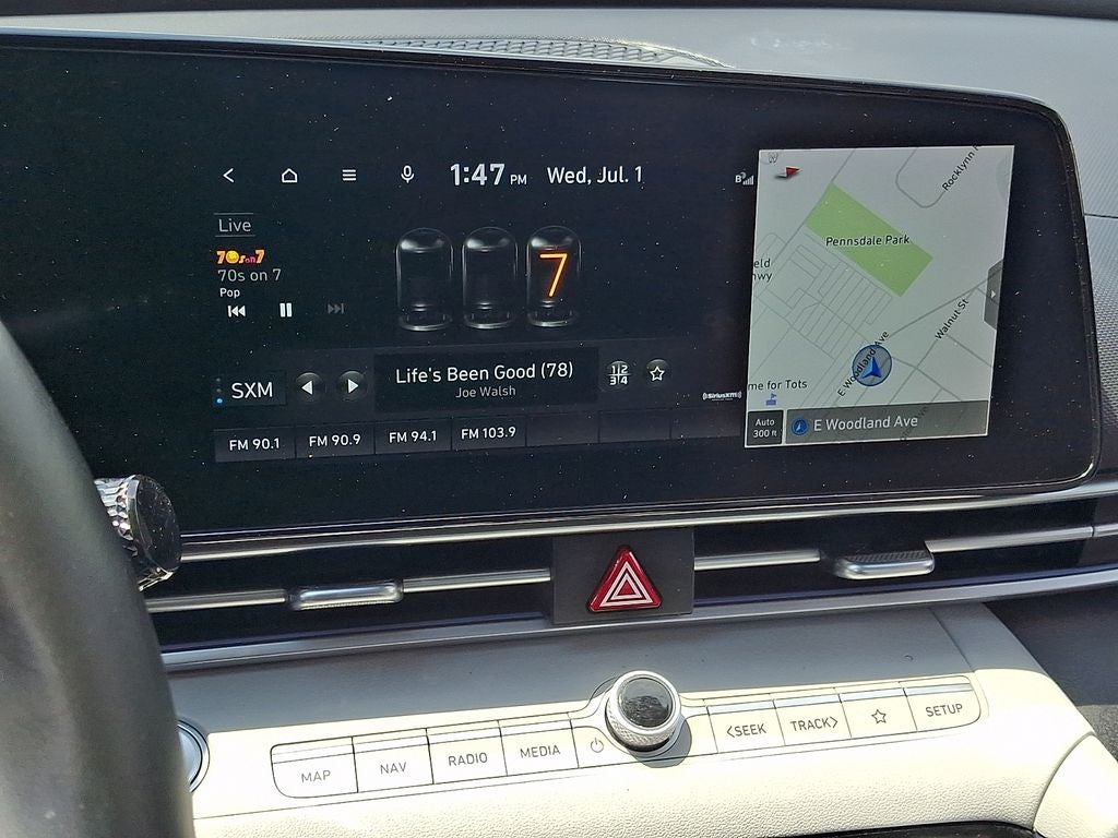 2022 Hyundai ELANTRA Limited FWD