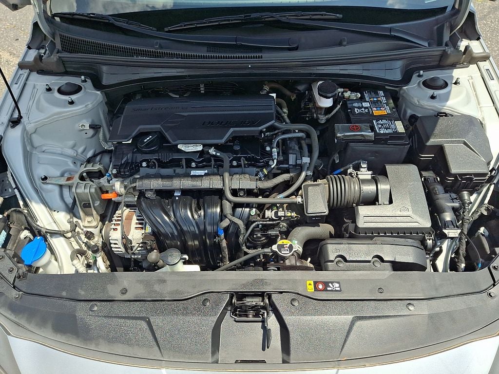 2022 Hyundai ELANTRA Limited FWD