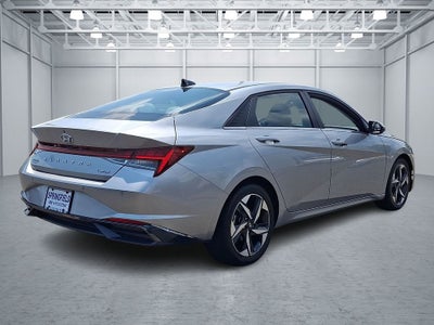 2022 Hyundai ELANTRA Limited FWD