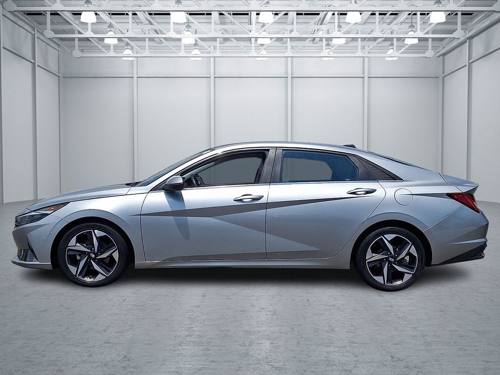 2022 Hyundai ELANTRA Limited FWD