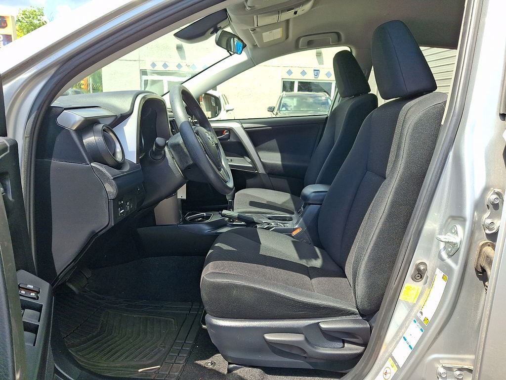 2018 Toyota RAV4 LE AWD