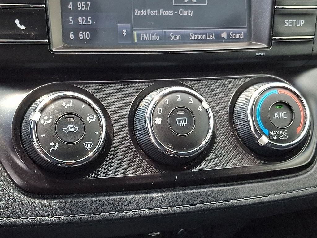 2018 Toyota RAV4 LE AWD
