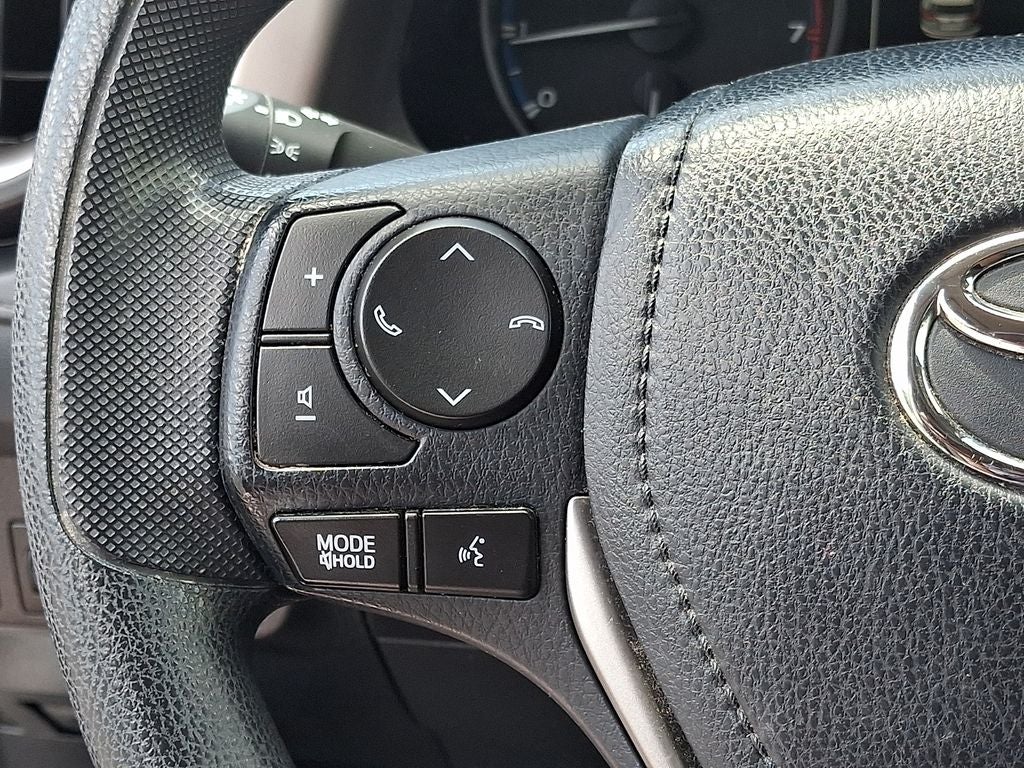 2018 Toyota RAV4 LE AWD