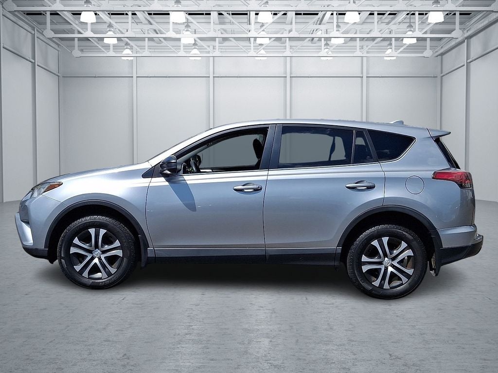 2018 Toyota RAV4 LE AWD